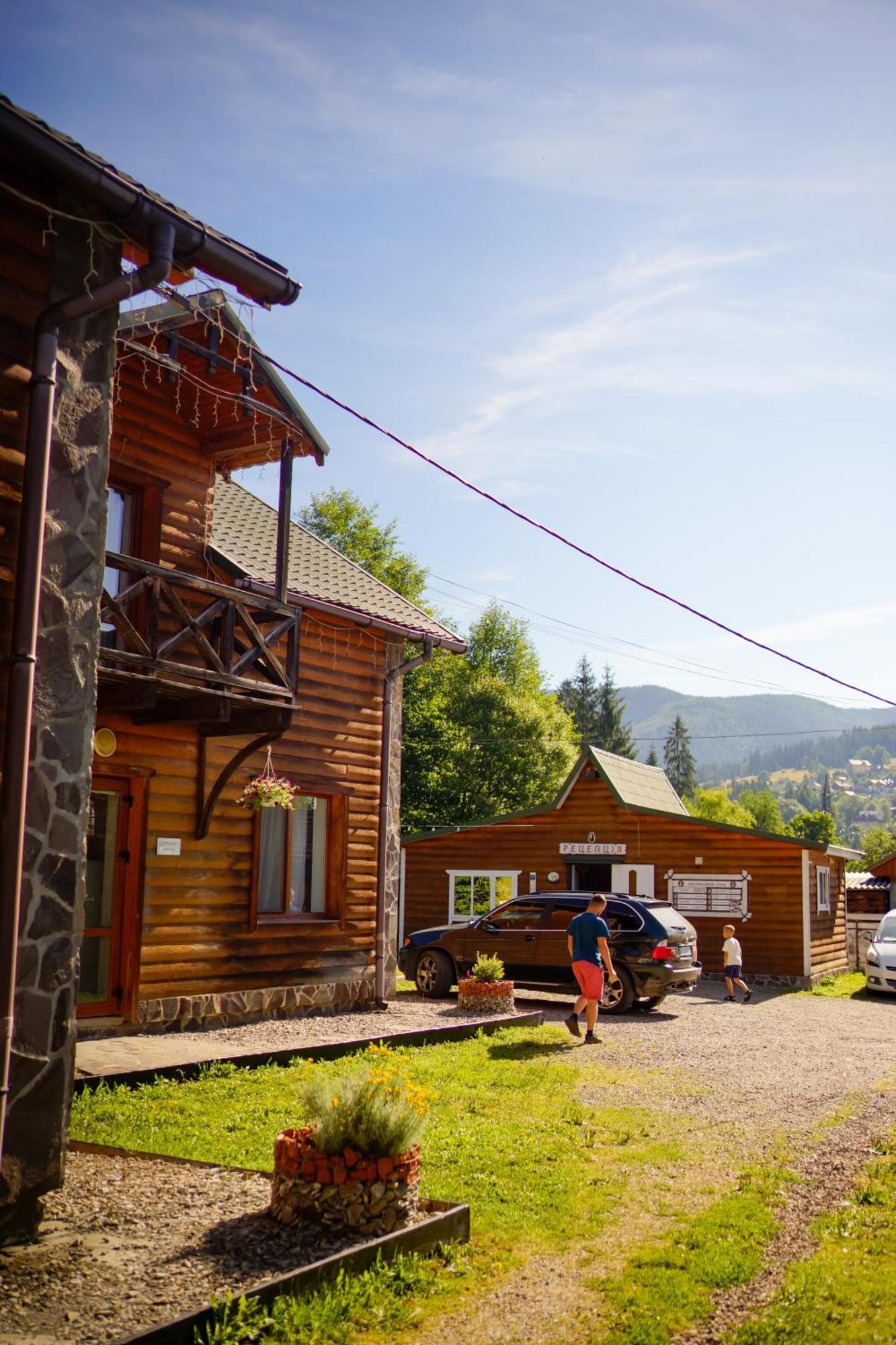 Готель Добрій Vorokhta Exterior foto